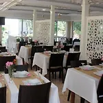 Ξενοδοχείο Beach Club 3*