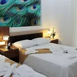 Beach Club Ξενοδοχείο 3*