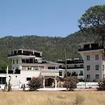 Beach Club 3*