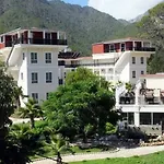 Ξενοδοχείο Beach Club