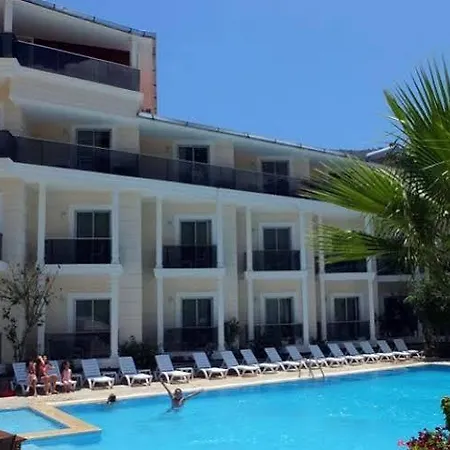 Beach Club 3*