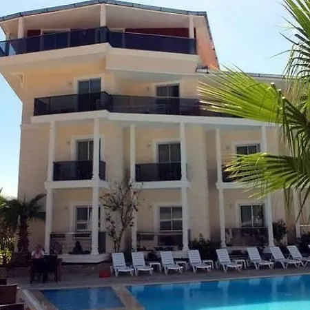 Beach Club 3*