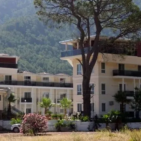 Отель Beach Club 3*