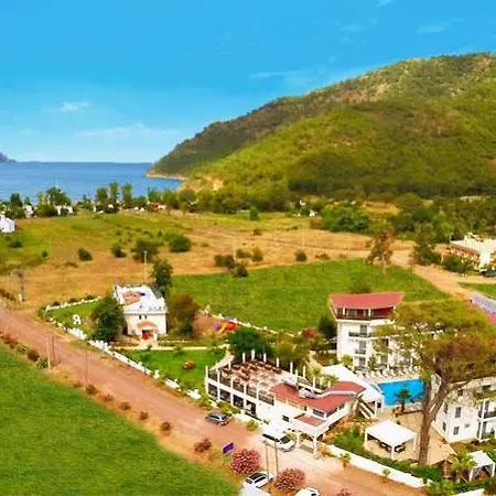 Отель Beach Club 3*