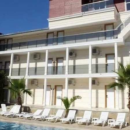 Beach Club Hotel
