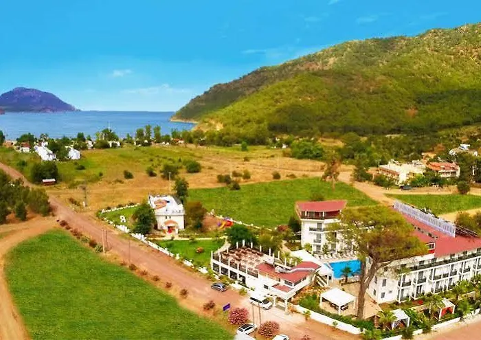 Hotell Beach Club 3*